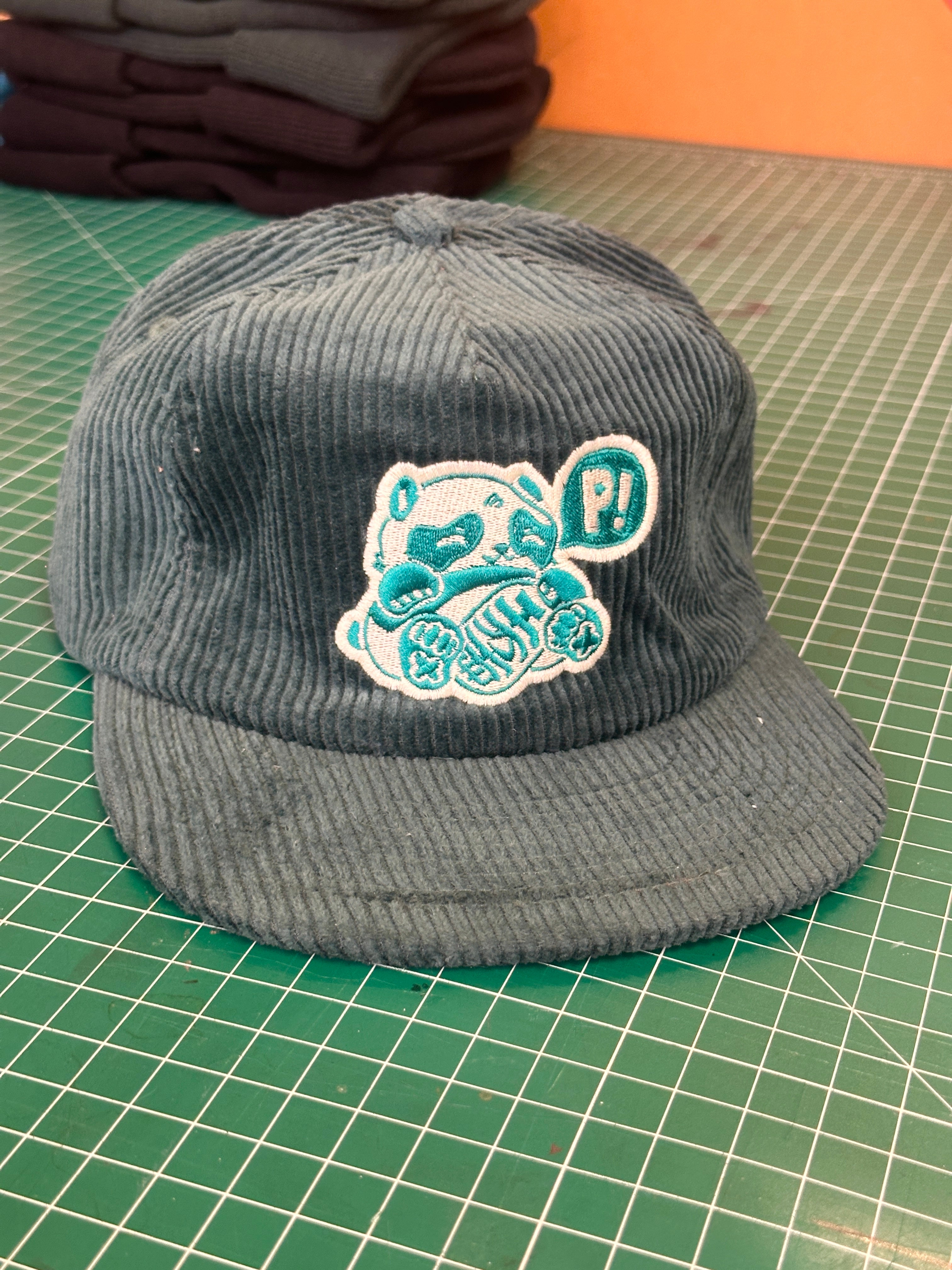 Chroma turquoise unstructured