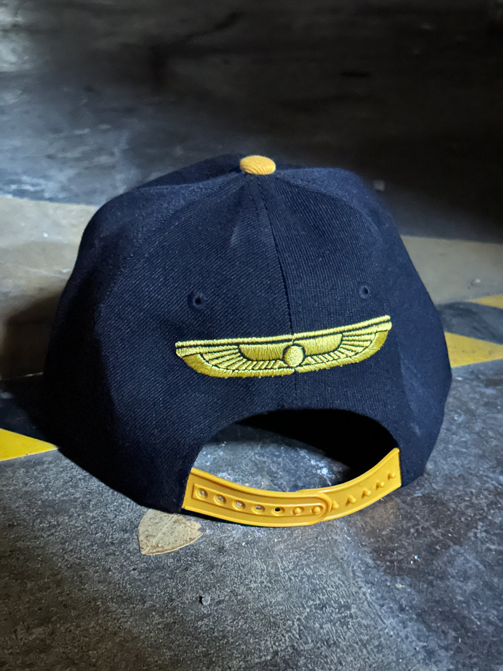Crewman snap-back